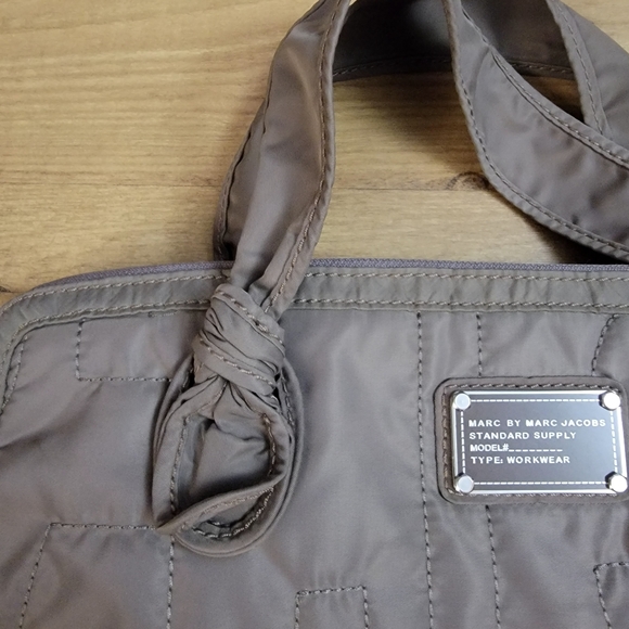 Marc by Marc Jacobs Nylon Computer Laptop Case / Tote - Picture 9 of 14